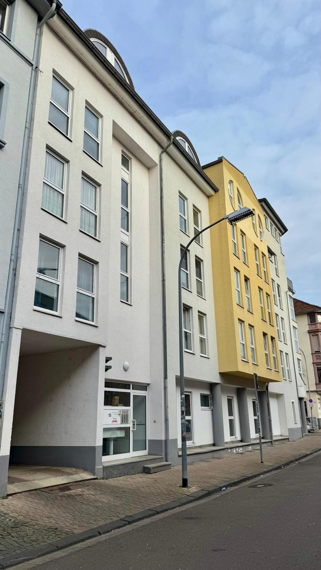 Zentrumnah Inklusive Parkplatz Jungle-Suite By Rentigo - Ruheoase Im Herzen Von Saarbruecken! Exterior photo